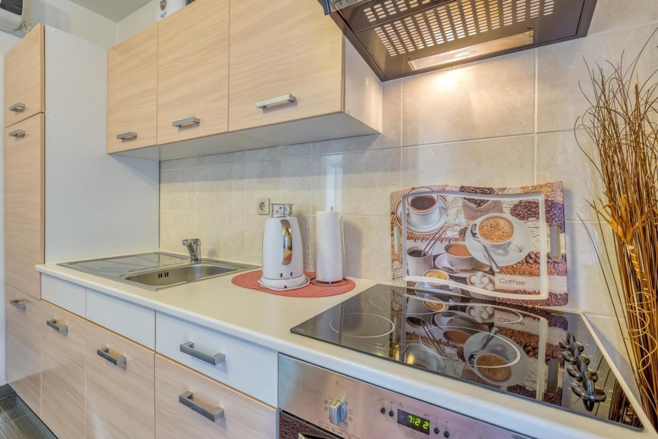 Apartments Kardumovic Kukci Экстерьер фото