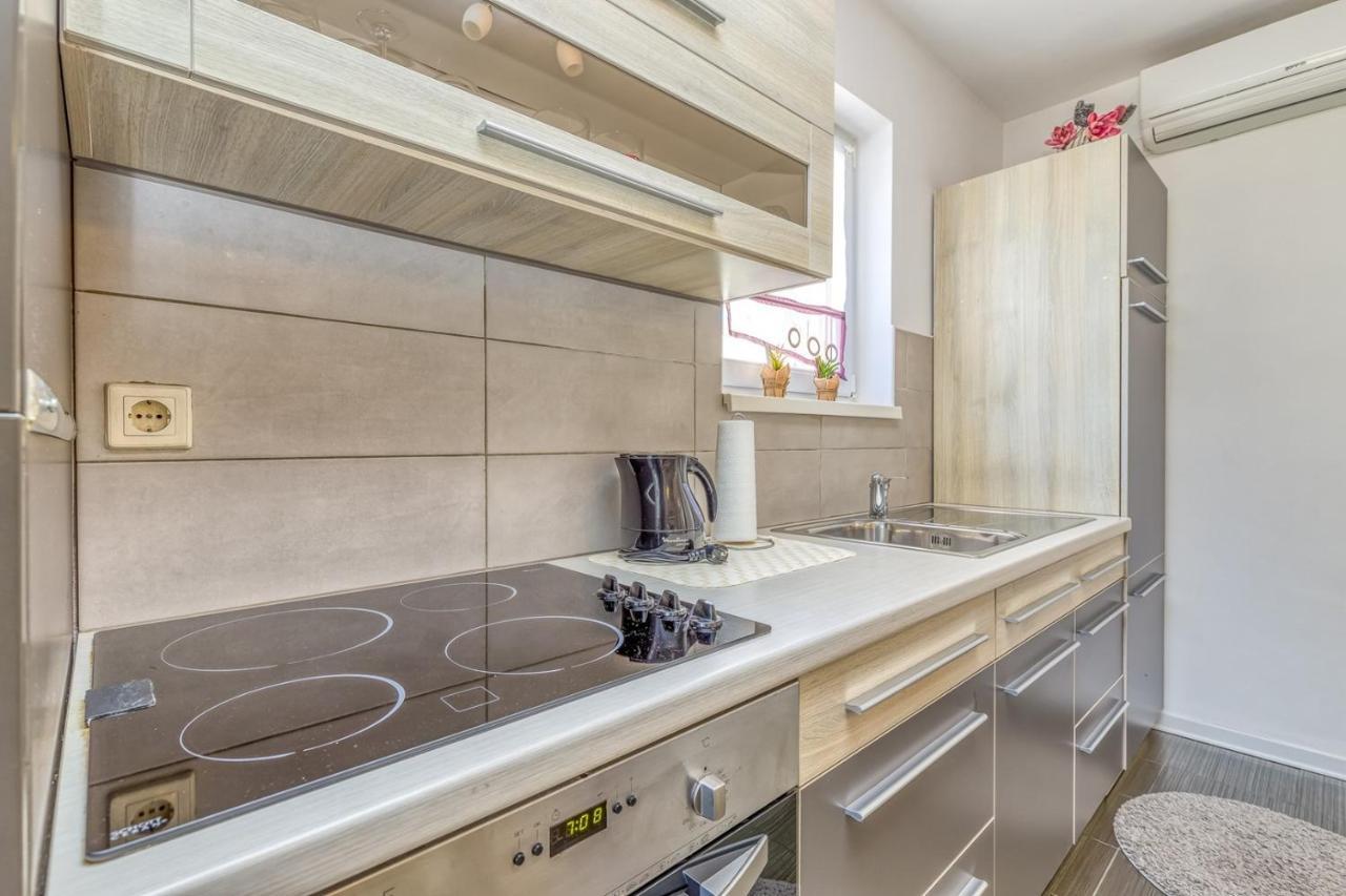 Apartments Kardumovic Kukci Экстерьер фото