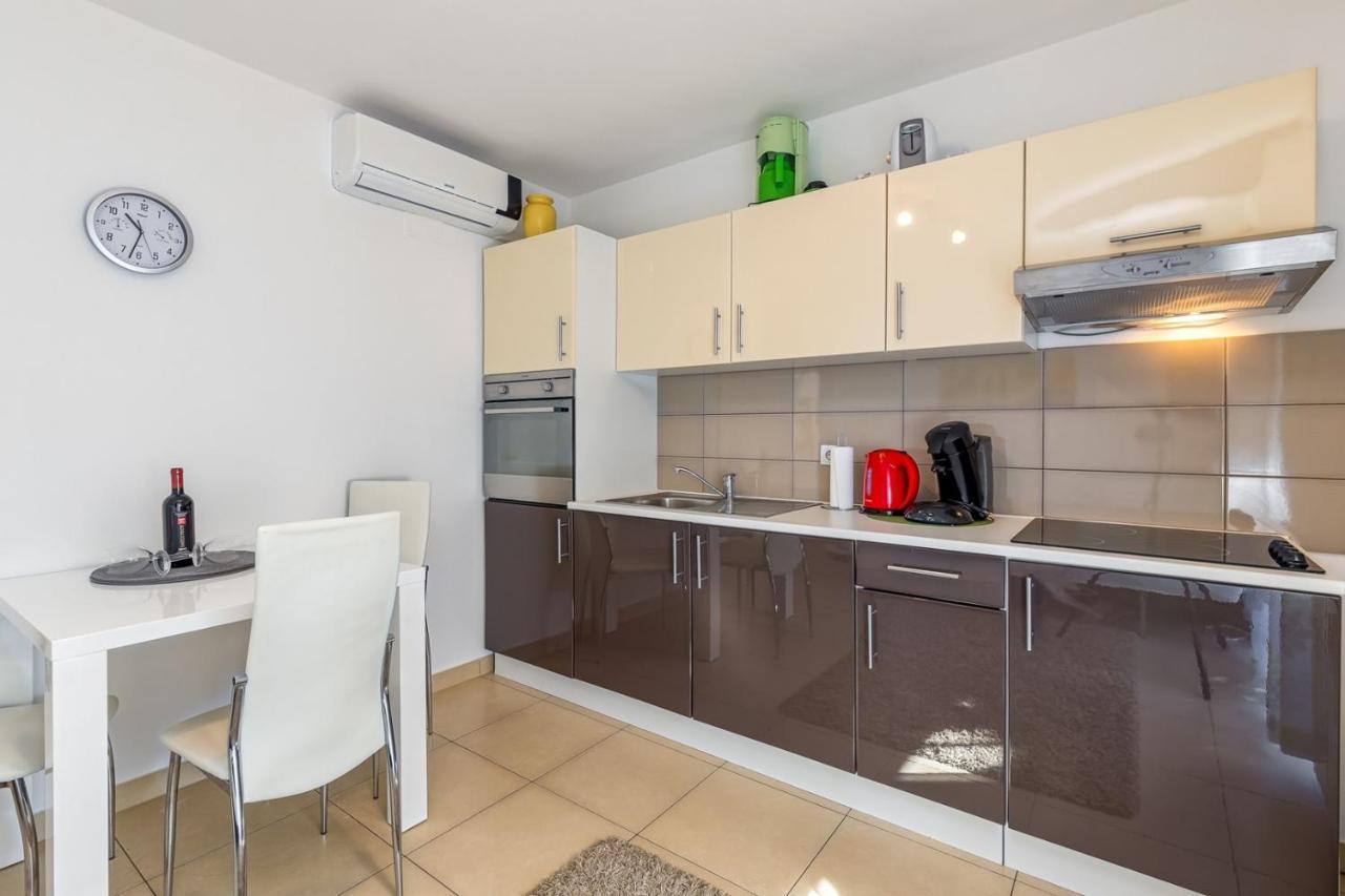 Apartments Kardumovic Kukci Экстерьер фото